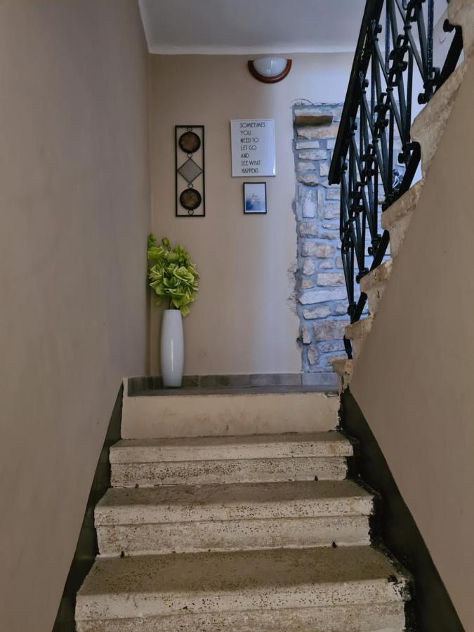 Istrska Kamnita Hisa Soncni Medulin Exterior foto